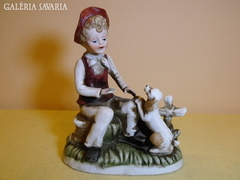 15cm gyermek kutyával, antikolt belga porcelán.