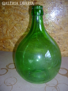 5 L-es zöld üveg .