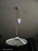 Antik csigás lámpa