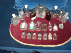 Retro illatszeres üveg gyűjtemény - 23 darabos - eladó