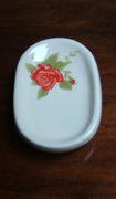 Rózsás porcelán szappantartó