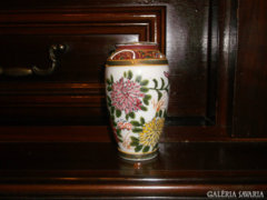 Kézzel festett japán kis váza 