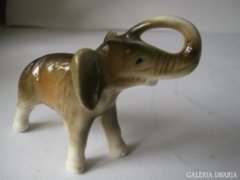 Royal DUX porcelán kiselefánt