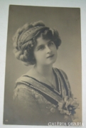  régi képeslap szép hölgy fotója, 1913.