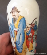 Kézzel festett,jelzett Kínai vagy japán porcelán váza!
