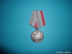 Szovjet kitüntetés - A munka veteránja No. 2