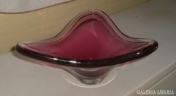 Mályva színű vastag üveg kínáló tál, asztalközép