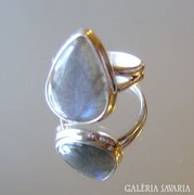Ezüst gyűrű labradorit kővel