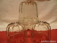 Üveg pudingos kelyhek ,kuglófsütő forma 