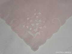 Díszzsebkendő 71. gyöngyvirágos