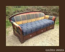 Különleges,antik jellegű,kanapé 3 fiókkal 