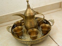Sárga réz italos készlet Szaud-Arábia