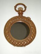 Zsebóra alakú tükör . 38 cm.