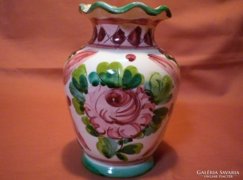 Bazsarózsás váza