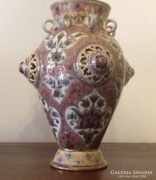Zsolnay váza, perzsa mintával, rozettákkal