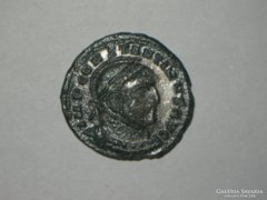 Constantinus korabeli ezüstözött érme
