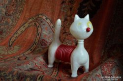 Sípolós retro műanyag macska cica játék