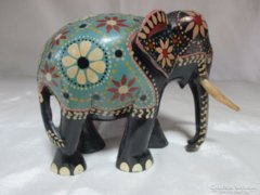 Indiai díszes Elefánt szobor.