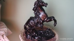 Öntöttvas ló szobor antik