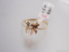 Arany eljegyzési gyűrű valódi gyémánttal és gyönggyel (0002)