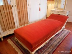 Barokk chippendale szófa kanapé heverő