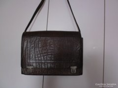 Márkás Original Tuck-Tite marhabőr táska