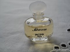 parfüm / miniatűr /