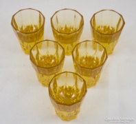 6 darab Art Deco stampedlis, csiszolt sárga üveg pohár szett