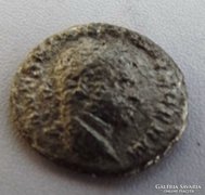 Ritkább ezüst római érme (2)
