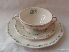 Wedgwood több mint 100 éves leveses csésze tányérokkal 3 db