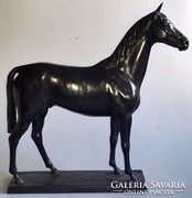 Domonkos Béla: A Mokka nevű ló bronz szobra