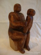 Anya gyermekével keményfa fafaragás szobor