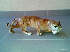 Nagyobb méretű porcelán tigris