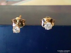 Gyönyörű 14 k arany gyémánt pöttyök eladók!!