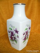 Porcelán ibolyás hollóházi váza 