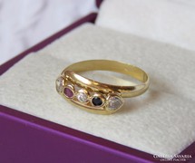 14 k arany gyűrű drágakövekkel