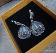 Régi ezüst fülbevaló rengeteg markazittal és Opál kővel