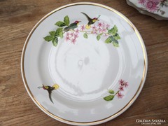 Zsolnay kolibris lapos tányér