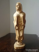 dúskeblű asszonyság fa szobor