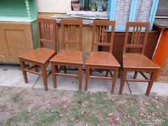 4 darab festett paraszt szék