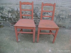Két darab régi, fenyő, paraszti szék