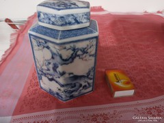 Porcelán tea tartó 