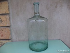 Antik pecsétes huta üveg