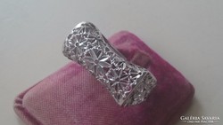 Ezüst gyűrű, gyönyörű áttört filigrán stílusú. 925