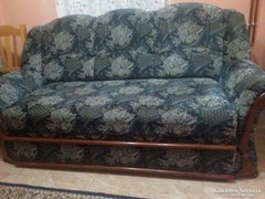 Háromszemélyes kihuzható kanapé