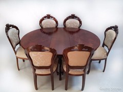 Bővíthető étkezőasztal hat székkel