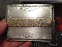 Ezüst szép cigaretta tárca (166g) , arany csík berakással 