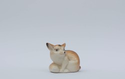 Sanda nézésű sivatagi róka porcelán figura