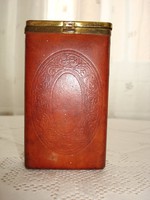 Buxton cigaretta tartó doboz (1898-1970)