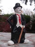 Chaplin porcelán figura számozott ép-szép 20 cm